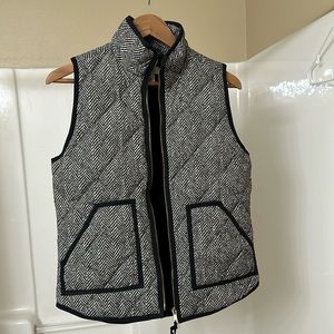 EUC J Crew Factory Herringbone Puffer Vest